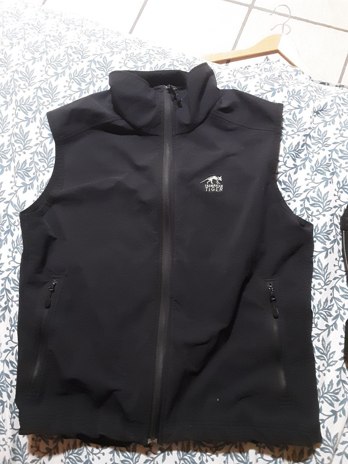 Veste promotionnelle Tasmanian Tiger TT P188, Enlèvement ou Envoi, Taille 52/54 (L), Noir
