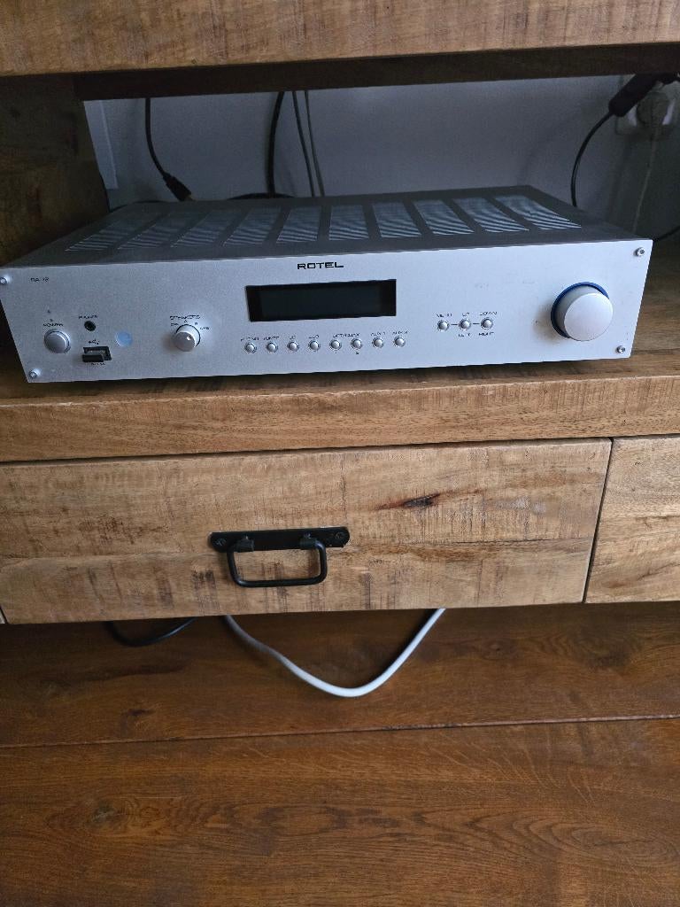 Rotel RA-12 High-End Stereo versterker Zilver, Autres marques, Enlèvement ou Envoi, 60 à 120 watts, Comme neuf