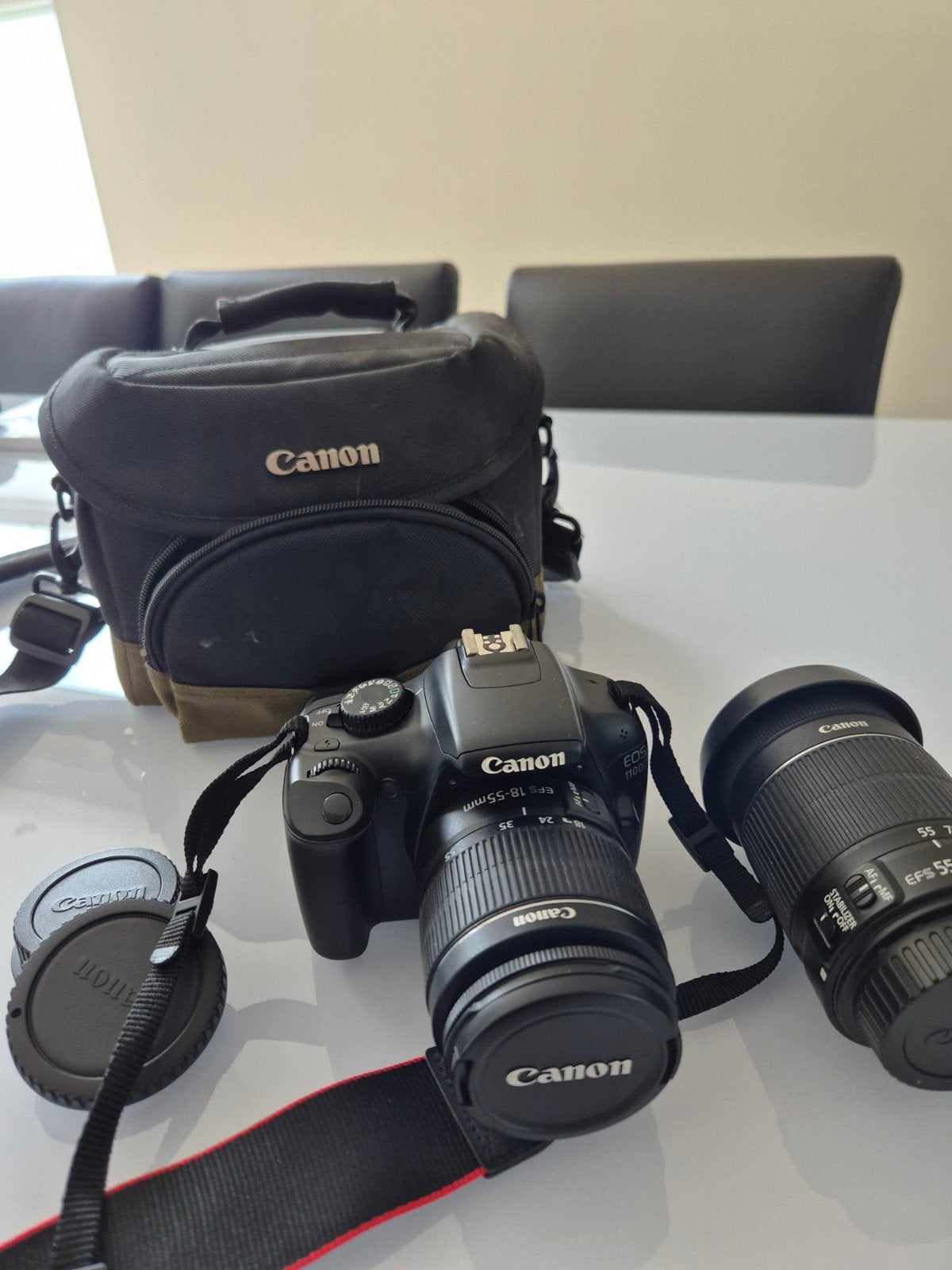 Canon EOS 1100D + 2 lenzen + Canon draagtas – Compleet pakke, TV, Hi-fi & Vidéo, Enlèvement, Comme neuf, Reflex miroir, Canon