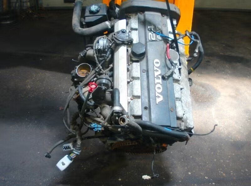 MOTOR Volvo 960 I Estate (01-1990/01-1997), Enlèvement ou Envoi, Info@volvocars.com, Volvo Car Germany GmbH, Siegburger Straße 229 50679 Köln, DE