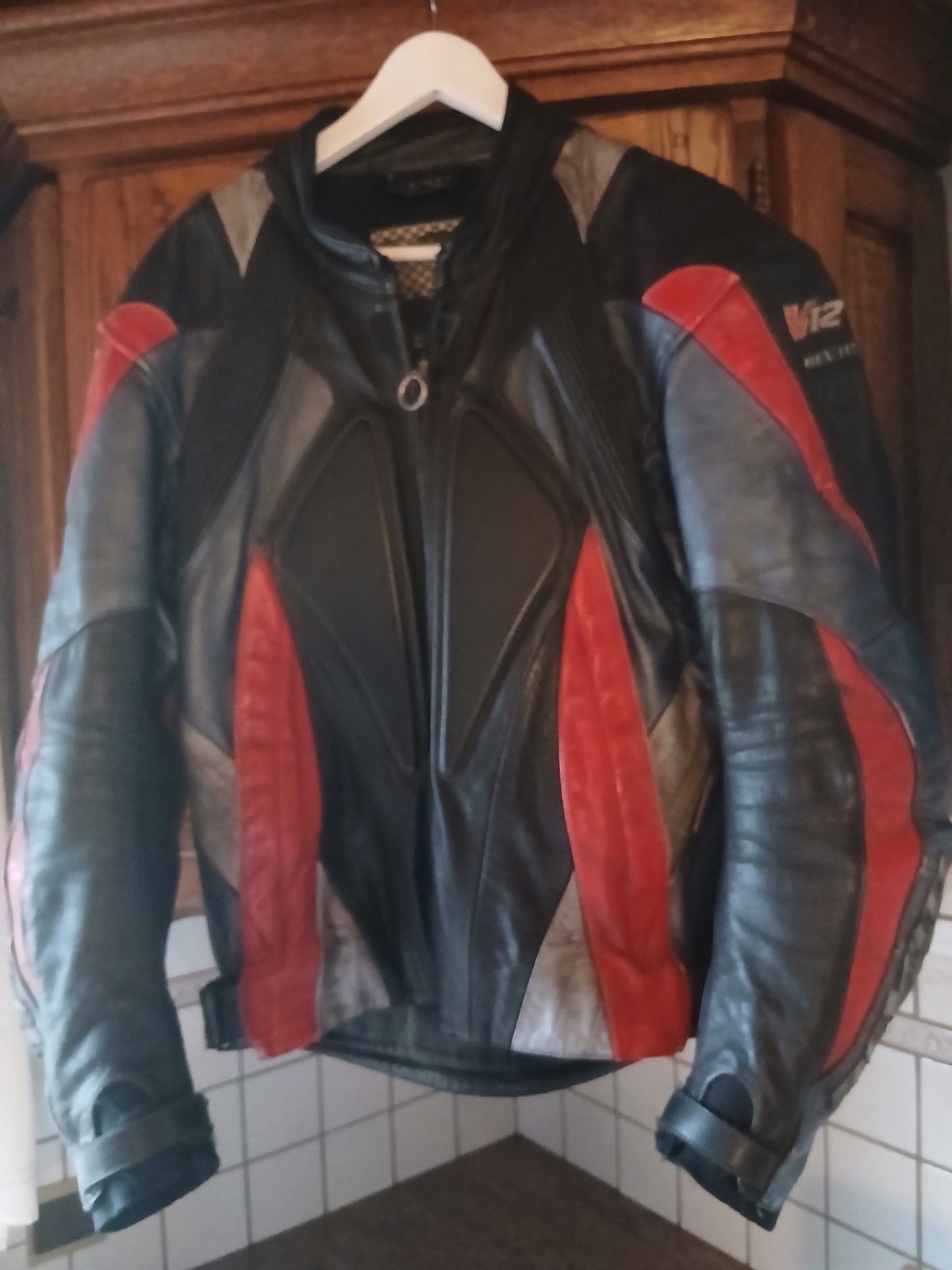 Stoere REV'IT! Leren Motorjas – Maat 56 (XL) – Zwart/Rood/Bl, Ophalen of Verzenden