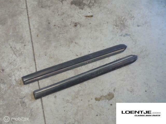 Stootlijst achterscherm BMW e30 coupe twee deurs 325i 320 et, Enlèvement ou Envoi, Utilisé, BMW, BMW