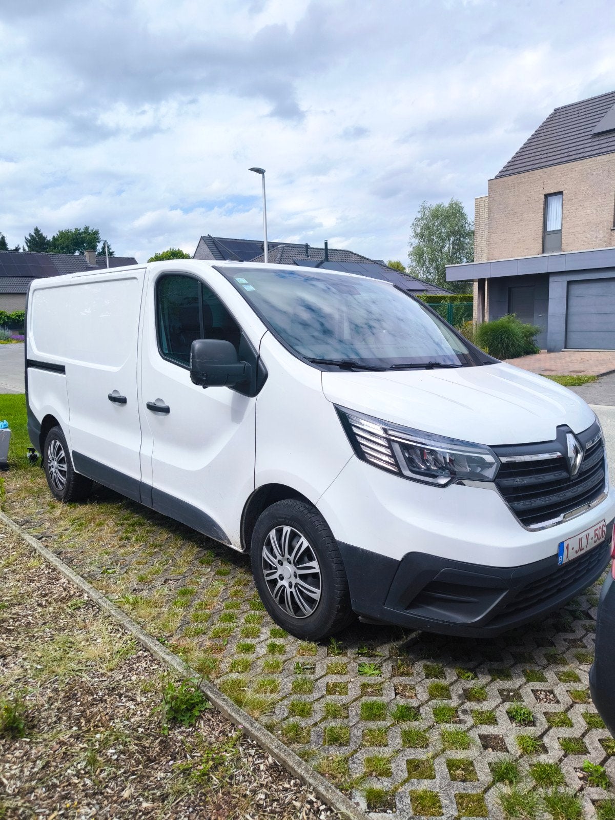 Renault Trafic bj 2022 - 226000km autosnelwegkm - btw-wagen, Autos, Camionnettes & Utilitaires, Entreprise, ABS, Phares directionnels