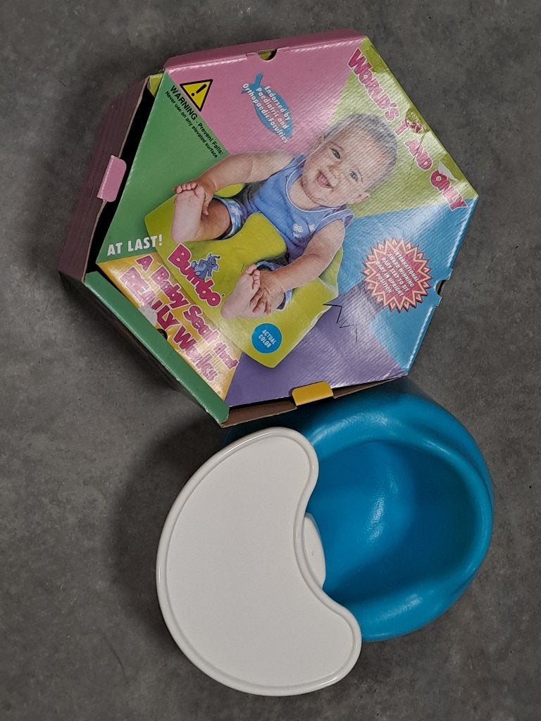 Bumbo zitje met plateau, Kinderen en Baby's, Kinderstoelen, Ophalen, Gebruikt, Overige typen, Afneembaar eetblad