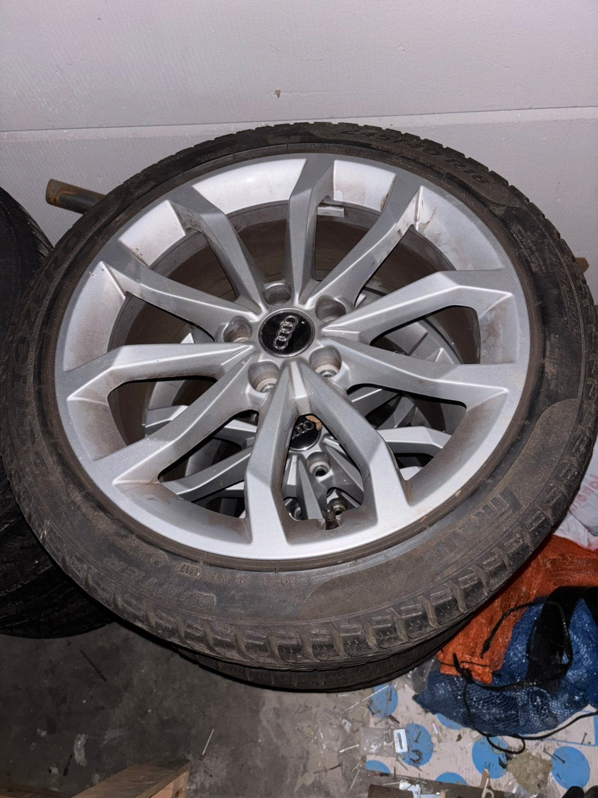Ensemble de jantes Audi, roues de 18 pouces, pneus, Pneus et Jantes, 245 mm, Véhicule de tourisme, 18 pouces