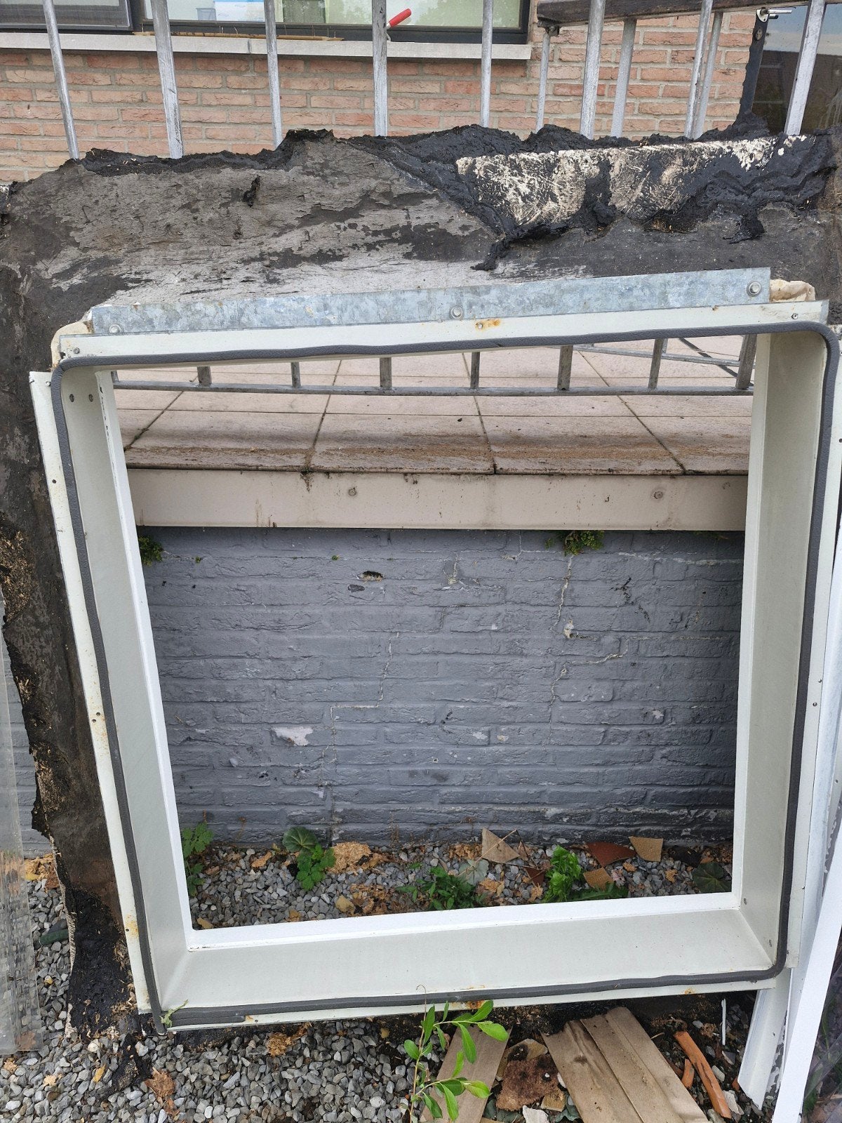 lucarne en bon état, Enlèvement