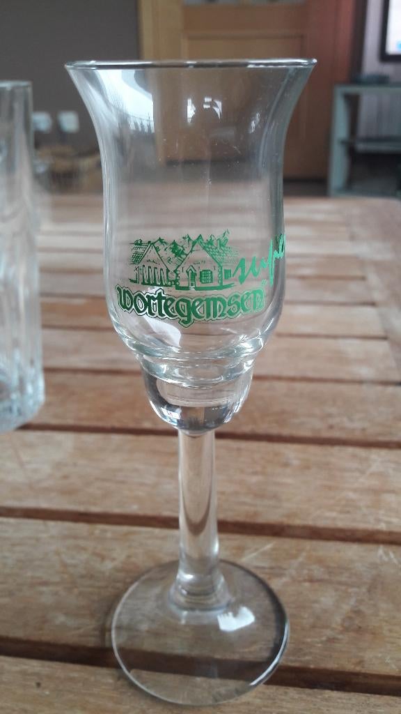 3 verres de genièvre Wortegemsen. (5 € pr tout)., Collections, Verres & Petits Verres, Enlèvement ou Envoi, Neuf, Verres et Verres à shot