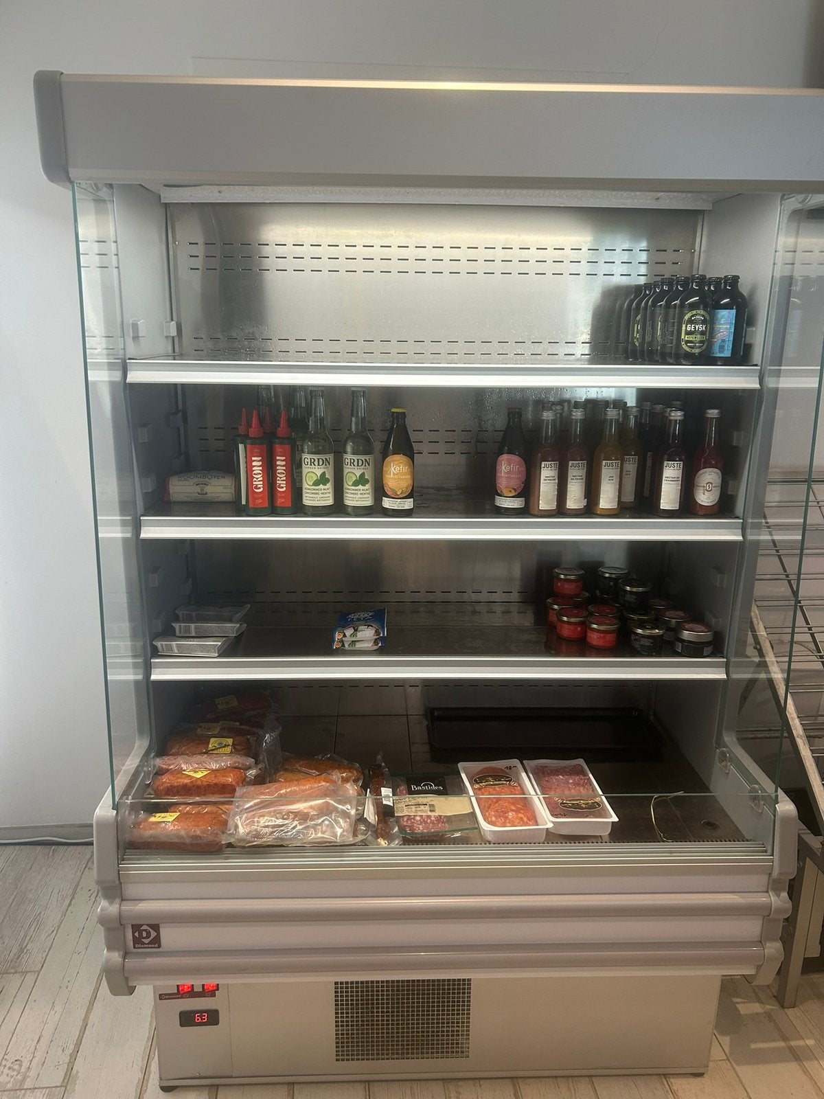 Frigo Diamond DVT12/A1-R2 (2020).+ rideaux, Electroménager, 75 à 100 litres, Enlèvement, Comme neuf