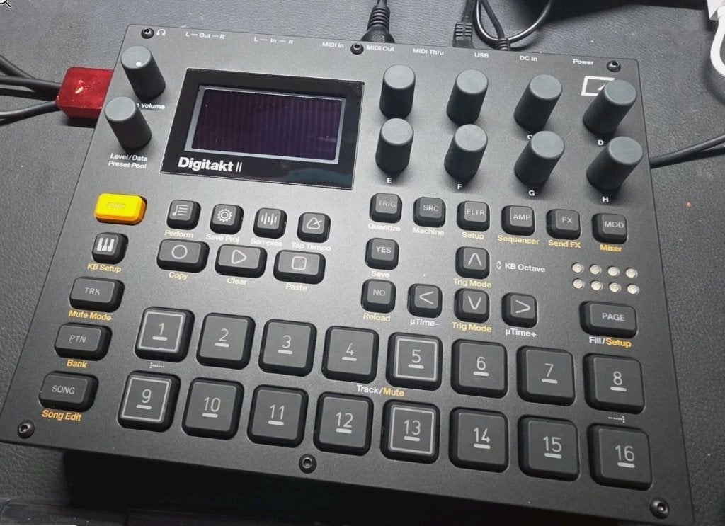 Boîte à rythmes numérique Elektron Digitakt 2 II, Enlèvement ou Envoi, Utilisé, Autres nombres, Autres marques