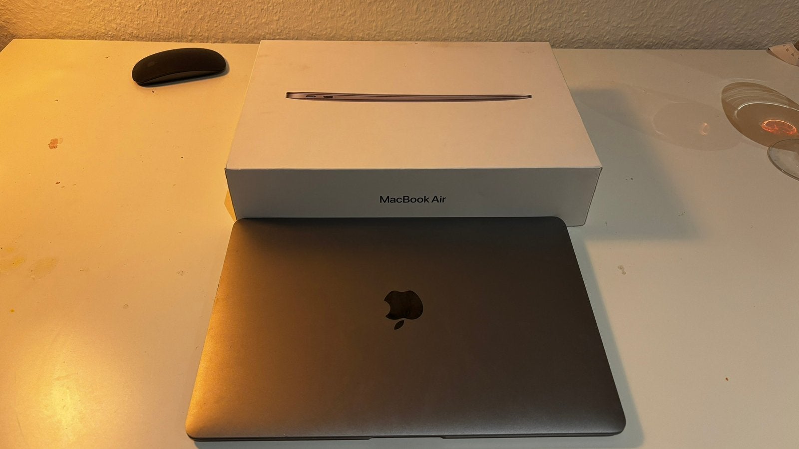 Apple MacBook Air - Apple M1 - Qwerty International -, Computers en Software, Ophalen of Verzenden, Zo goed als nieuw