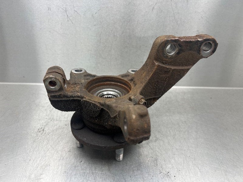 MOYEU DE ROUE AVANT 4 Gats Nissan Note (E12), Dhr. M. Roggen, Stadsweg 37 37
9917 PV  WIRDUM GR., NL, Nissan, Utilisé