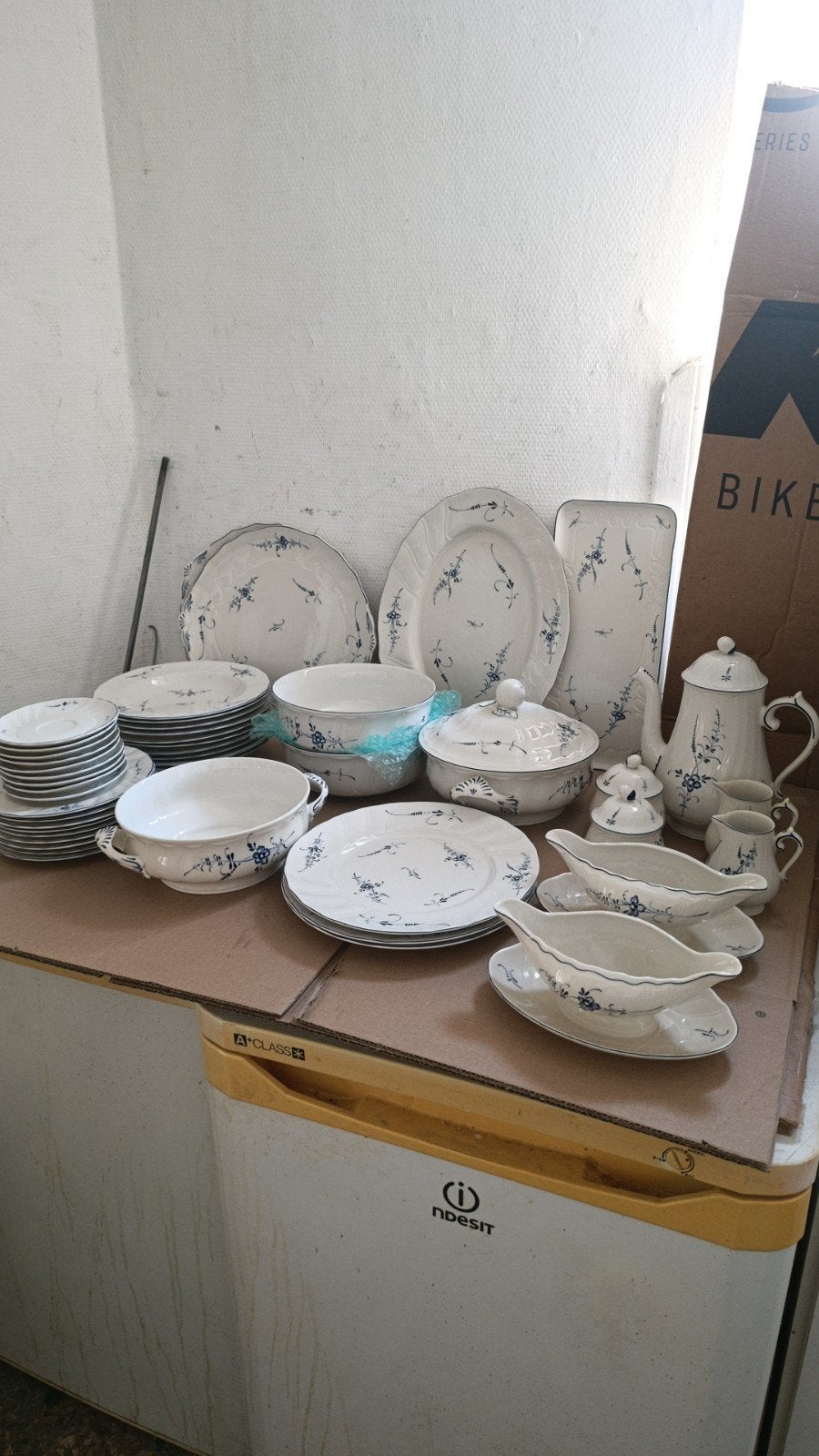 Service dîner Villeroy Boch Vieux Luxembourg assiettes plat