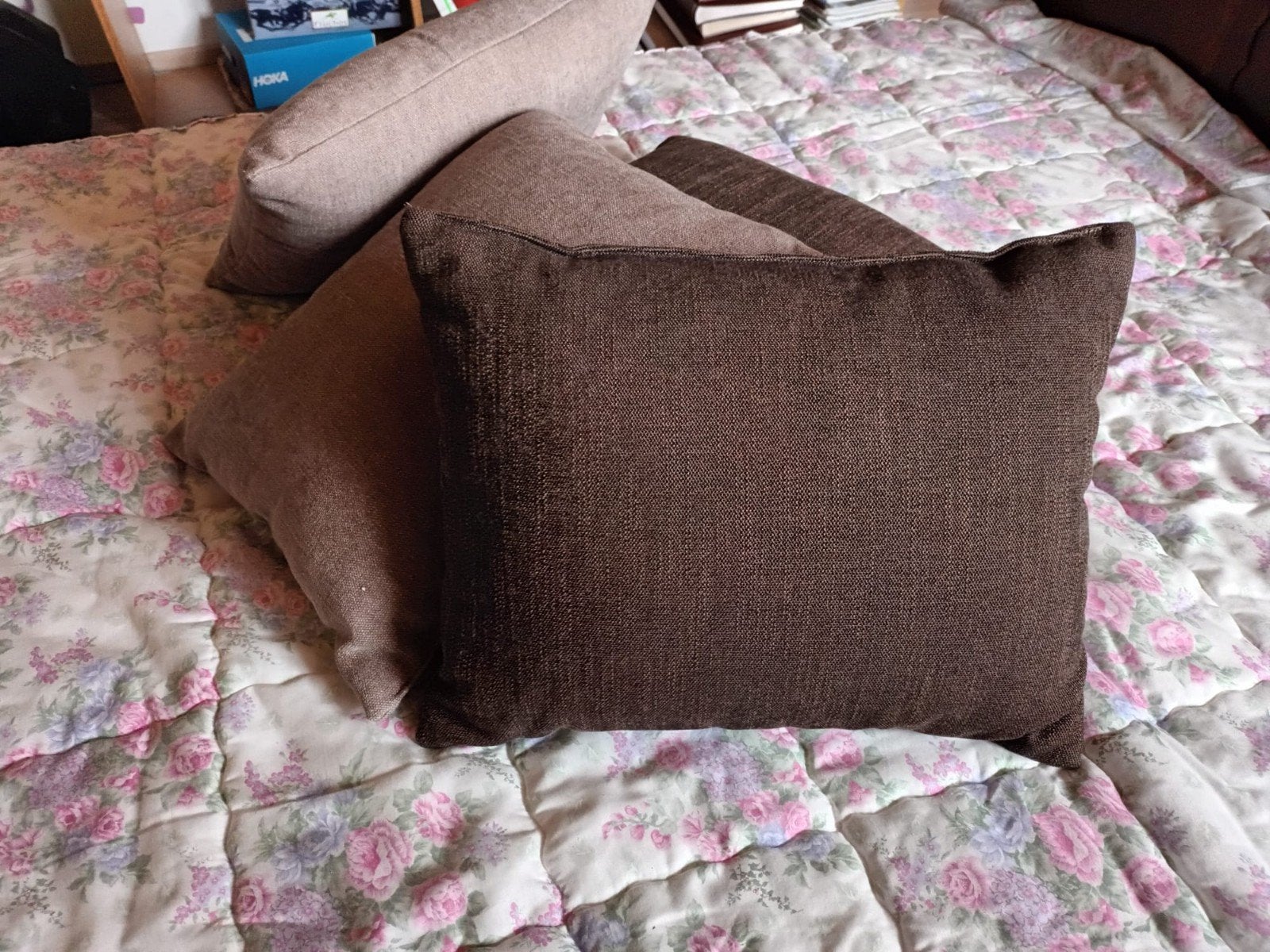 Coussins, Enlèvement