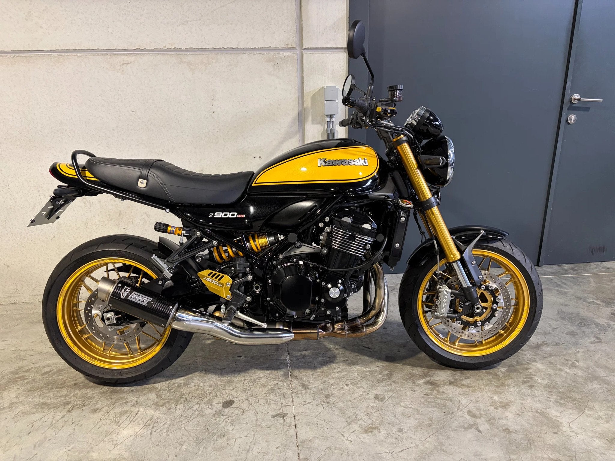 Kawasaki Z900RS SE in prachtstaat (bj 2024), Bedrijf, 900 cc, Meer dan 35 kW, Overig