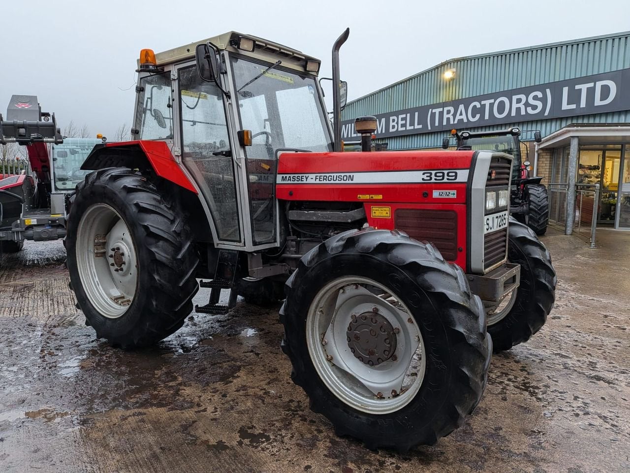 Série Massey Ferguson 300 recherchée, Articles professionnels, Enlèvement ou Envoi