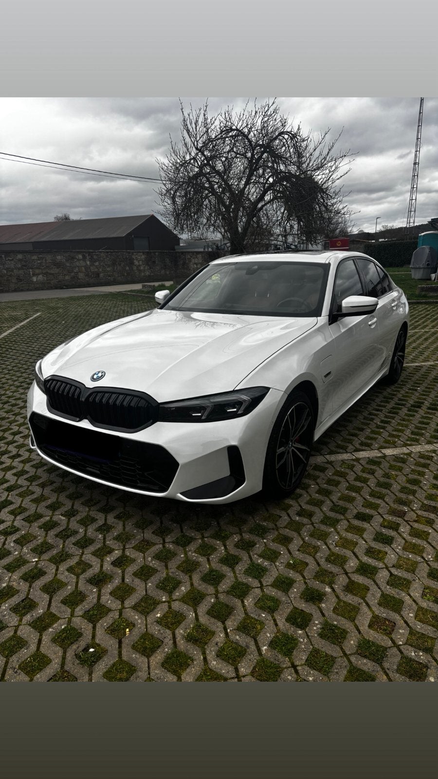 BMW 330e Pack M — 2023 — 72.000 km — Onberispelijke staat, Auto's, Automaat, Wit, Leder, 5 deurs