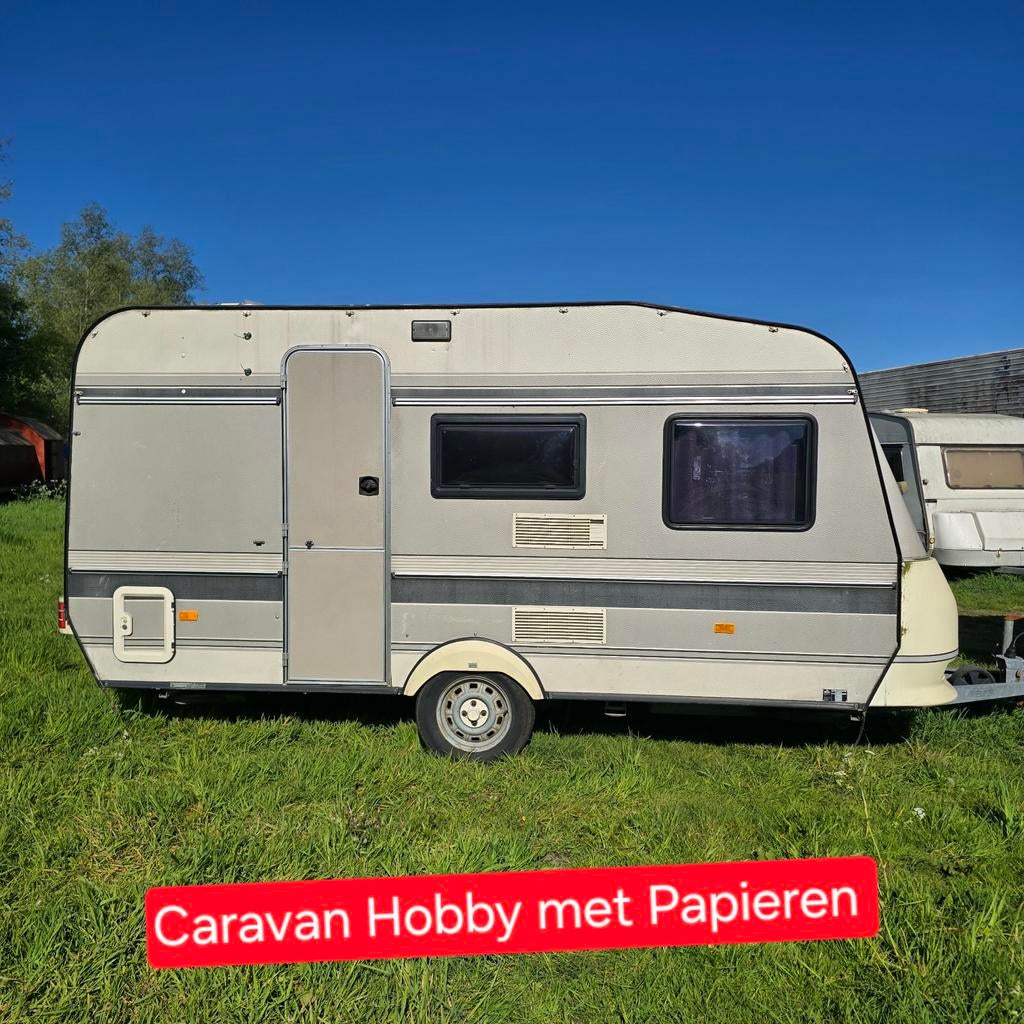 Caravan Hobby met Papieren werfkeet camping bouw vakantie 5m, Caravans en Kamperen, Ophalen