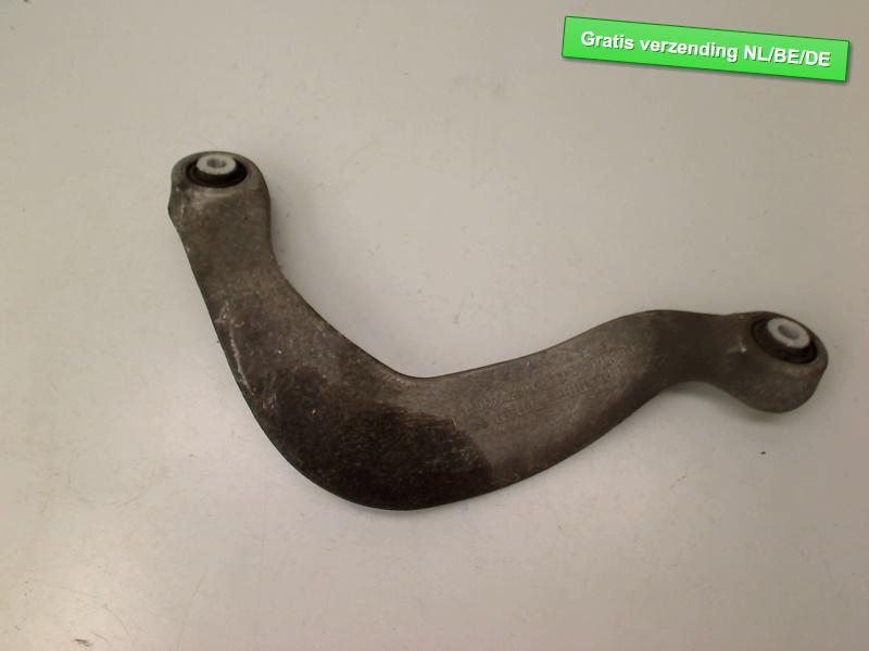 BRAS DE SUSPENSION ARRIÈRE GAUCHE SUPERIEUR A4 Avant (B8), Dhr. R. de Gouw, Audi, Utilisé, De Bloemendaal 21 21
5221 EB  'S HERTOGENBOSCH, NL