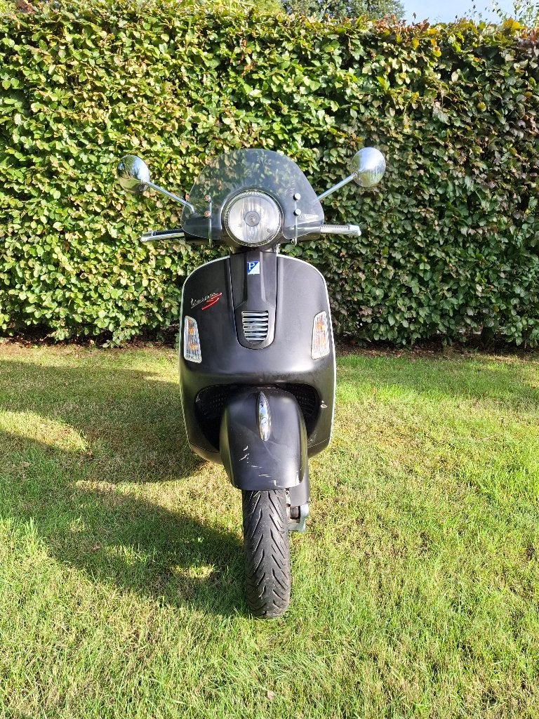 Vespa 300 GTS, Ophalen, Overige modellen, 300 cc, Benzine