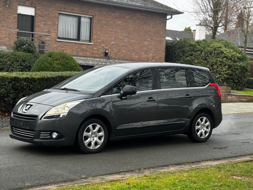 Peugeot 5008 – 7 Places – Diesel – Année 2013, Auto's, Euro 5, Monovolume, Bedrijf, Zilver of Grijs
