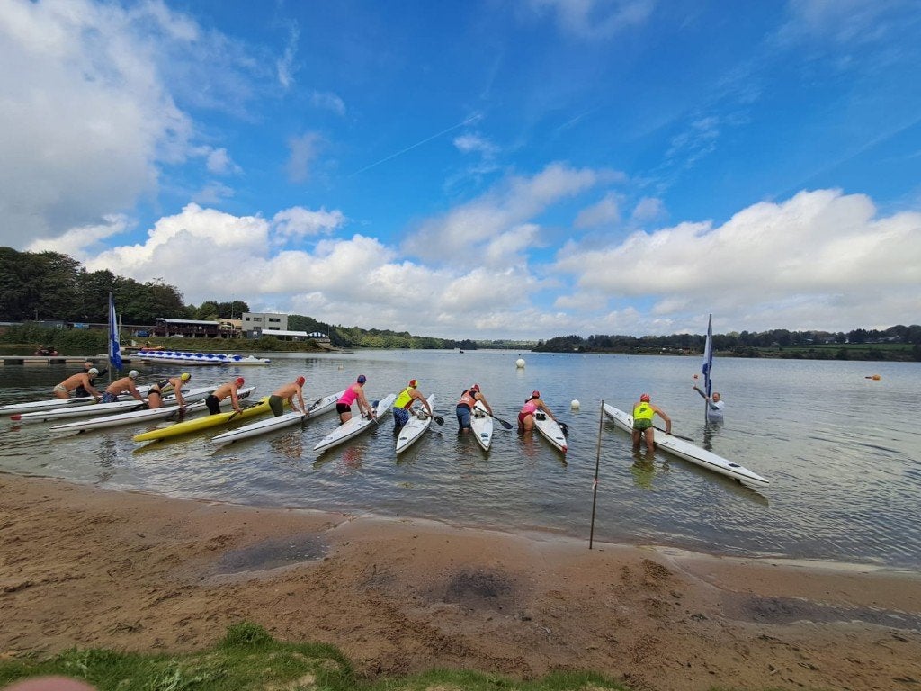 Surfski dringen gezocht, Watersport en Boten, Ophalen, Zo goed als nieuw, 1-persoons