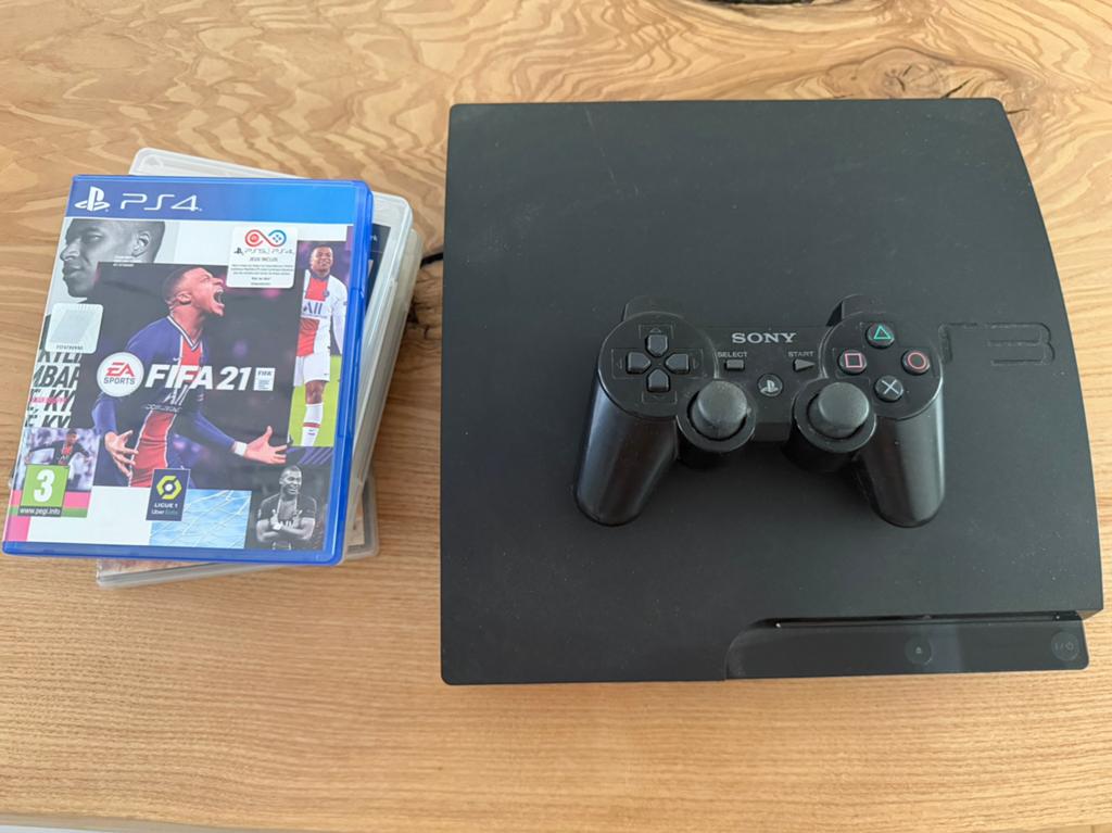 Console Ps3 slim + manette + jeux., Consoles de jeu & Jeux vidéo, Enlèvement, Comme neuf, Slim