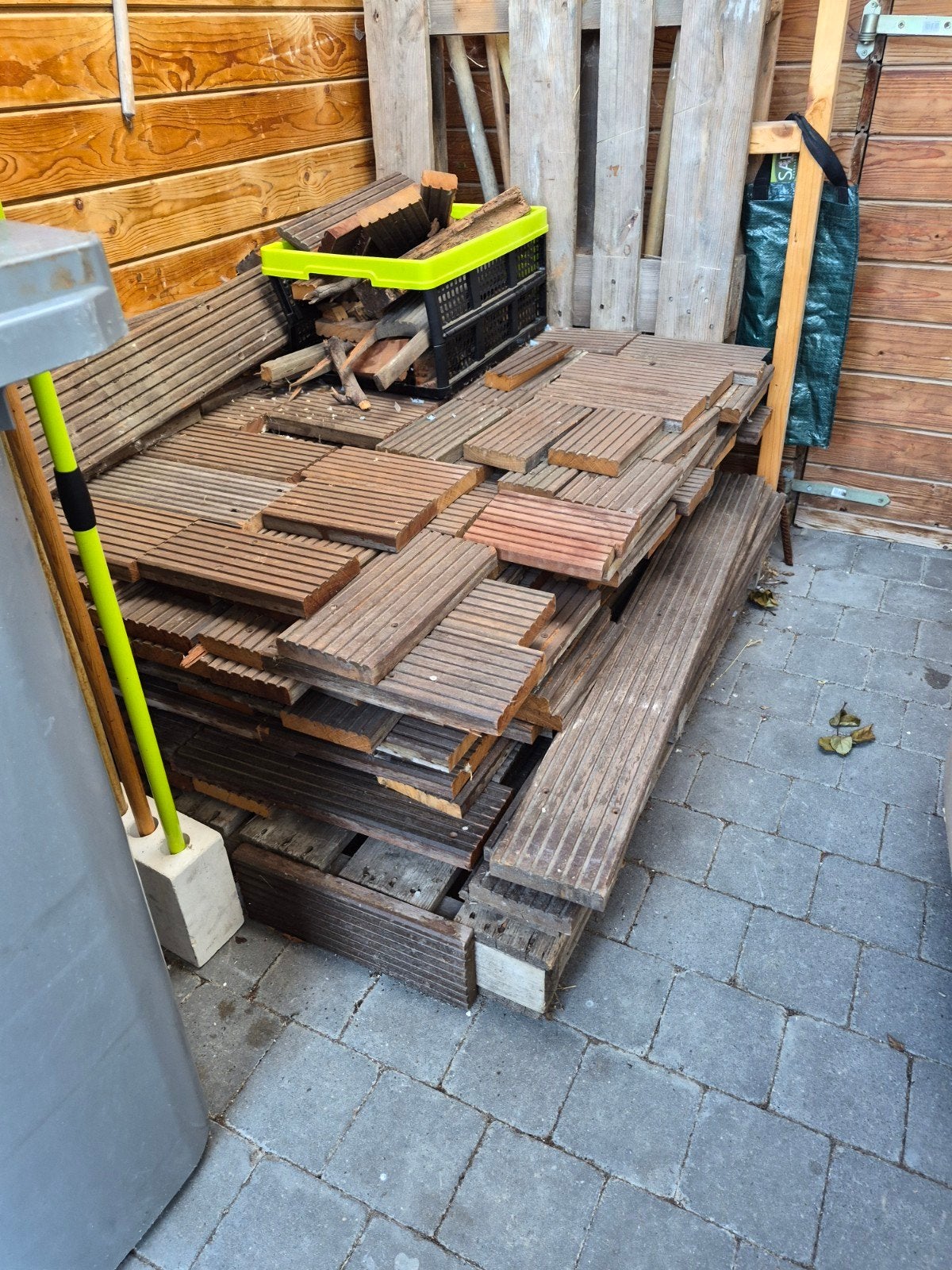 gratis brandhout, Ophalen