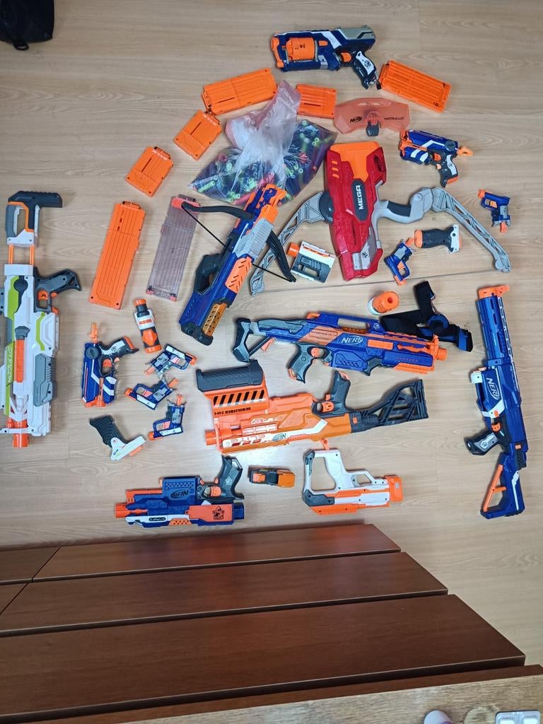 Nerf guns alles samen., Ophalen