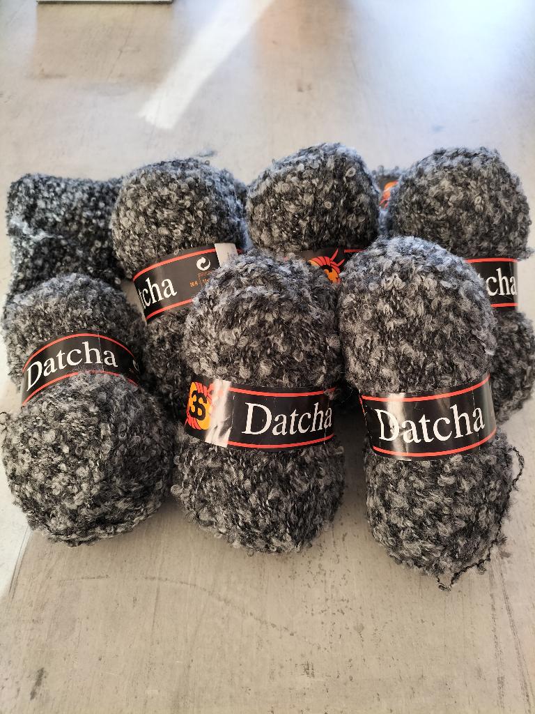 Pelote de laine 3 Suisse Datcha (9 pelotes a bouclettes) C5, Enlèvement ou Envoi