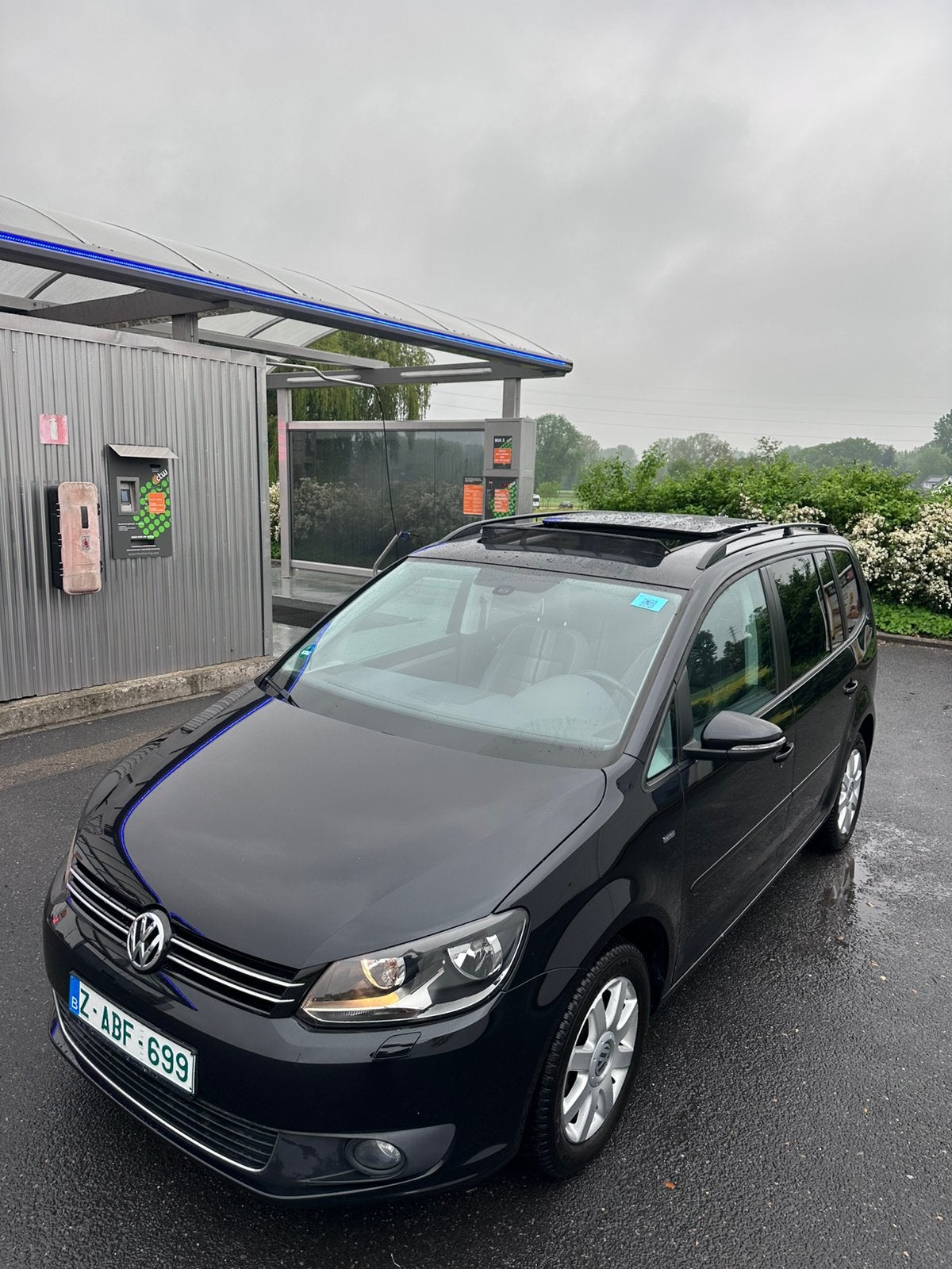 Volkswagen Touran 1.2 TSI | PANO | NAVI | TREKHAAK | AIRCO, Auto's, Voorwielaandrijving, Euro 5, Monovolume, Zwart