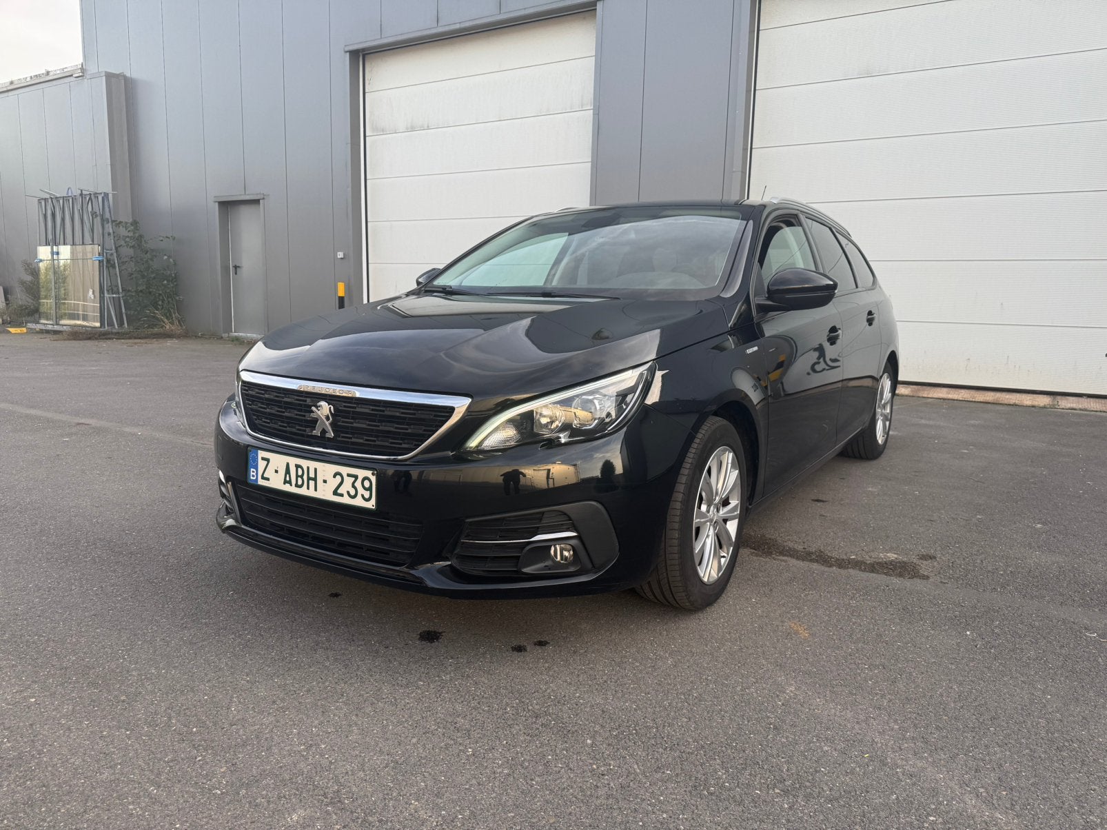 Peugeot 308 style edition 1.2i Euro 6, Auto's, Euro 6, 5 deurs, Particulier, Break