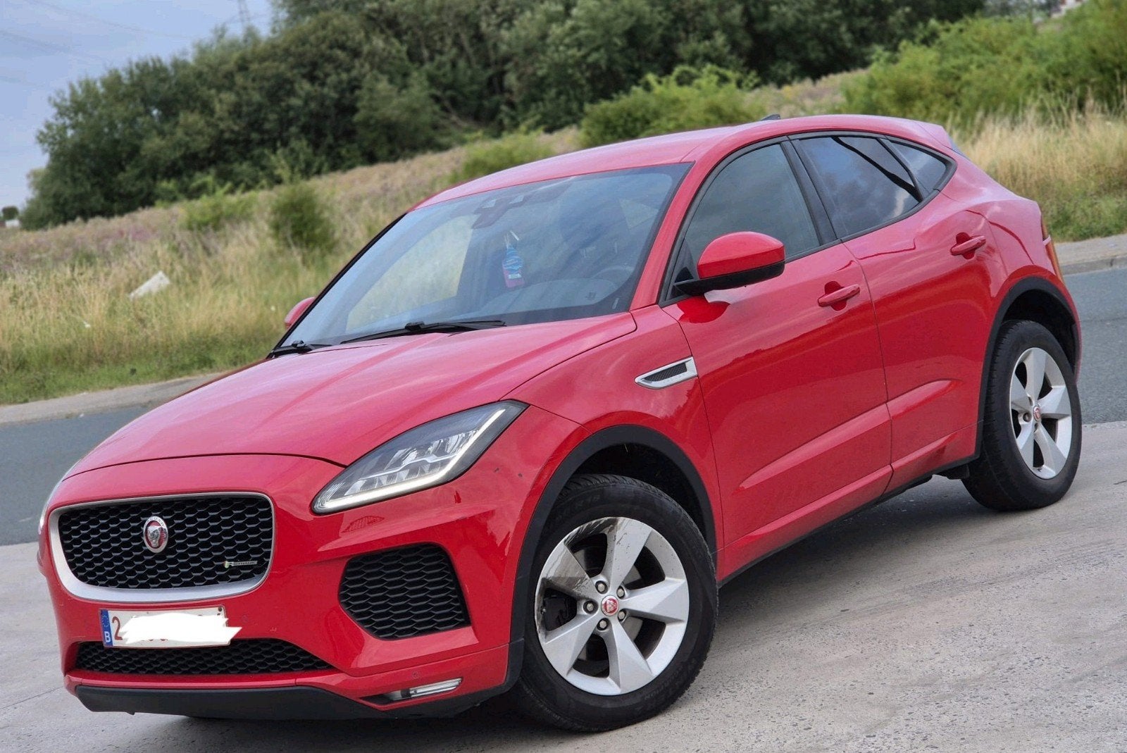jaguar E-PACE R-Dyna AN2020. 220mkm boite auto full 9000€, Autos, Jaguar, 5 portes, Particulier, USB, SUV ou Tout-terrain