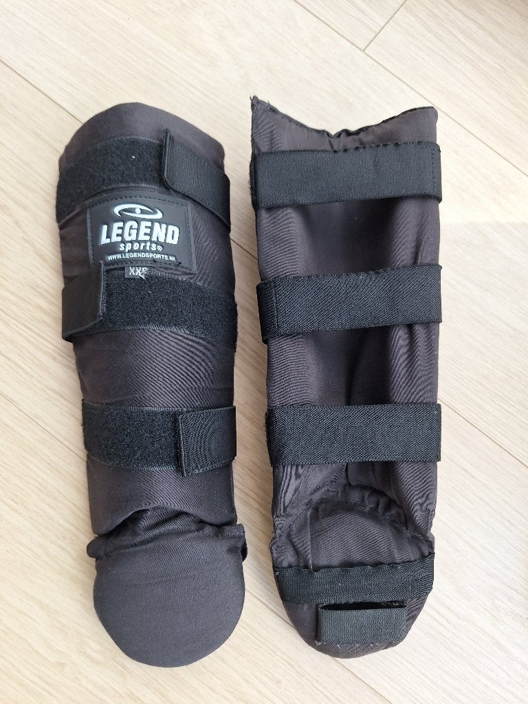 Kickboks setje 9/10 jaar, Sports & Fitness, Taille XS ou plus petite, Comme neuf, Enlèvement, Protection pour arts martiaux