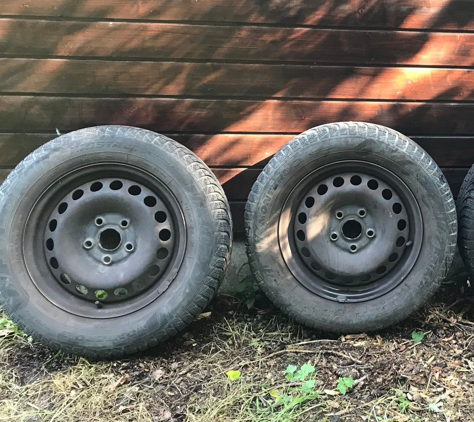 2 jantes en tôle d'origine Vw: 5x112 et pneus hiver 4 mm, Enlèvement, Comme neuf