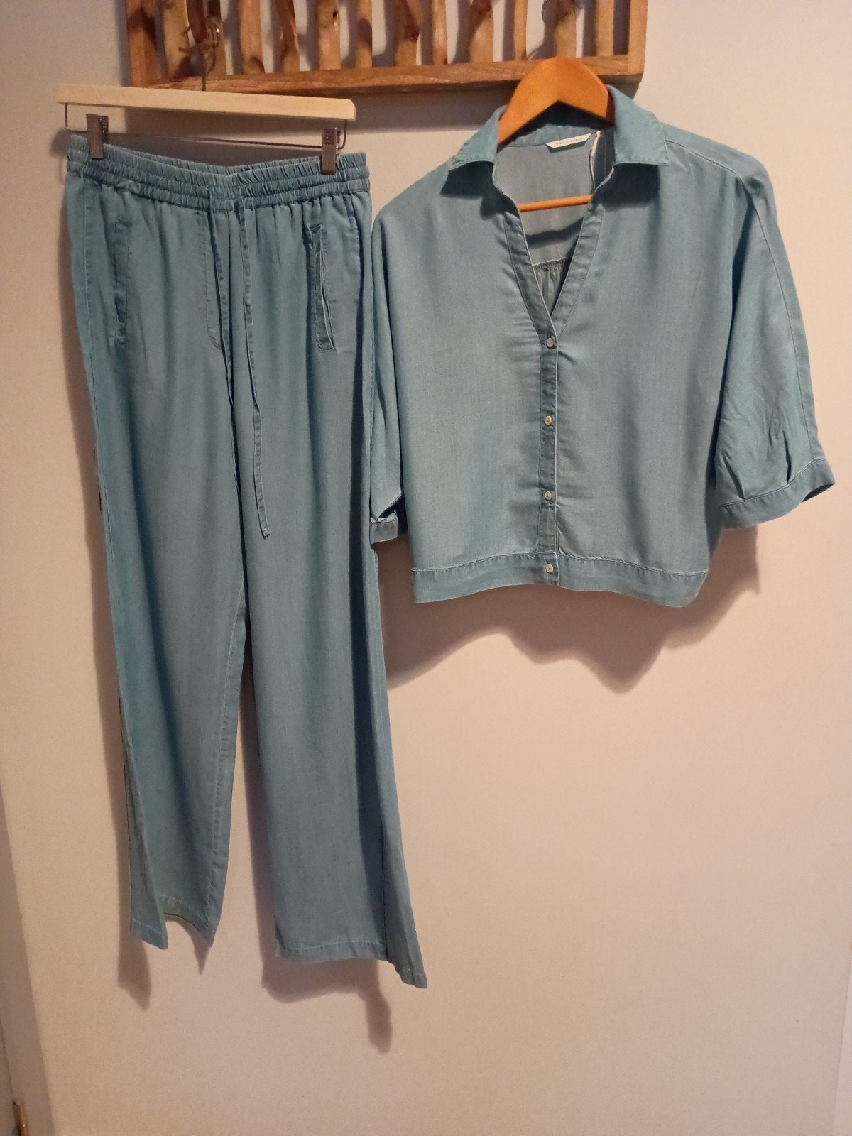 Dames broek (maat 36) en blouse (maat 34) ensemble, merk: YA, Kleding | Dames, Blauw, Nieuw, Ophalen of Verzenden, Yaya