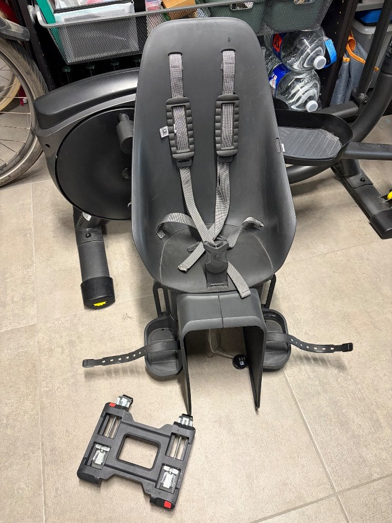 Fietsstoel, Vélos & Vélomoteurs, Accessoires vélo | Sièges de vélo, 0 à 18 kg, Repose-pieds, Comme neuf, Enlèvement