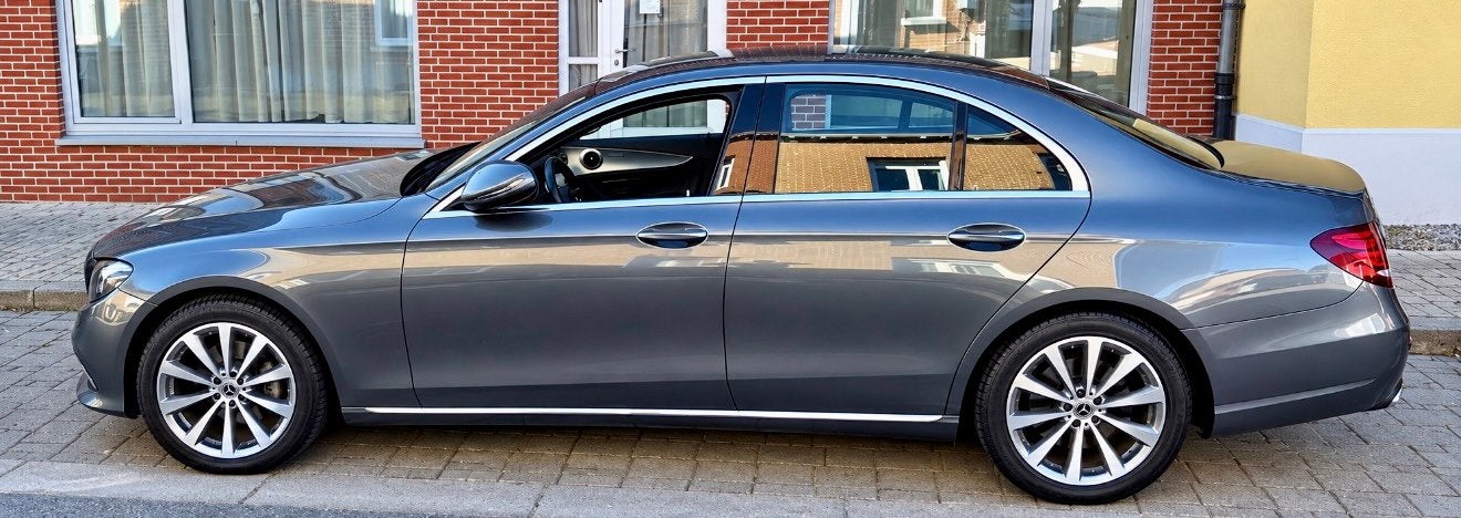 Mercedes classe E 200 71000 km !, Autos, Argent ou Gris, Noir, Berline, Automatique