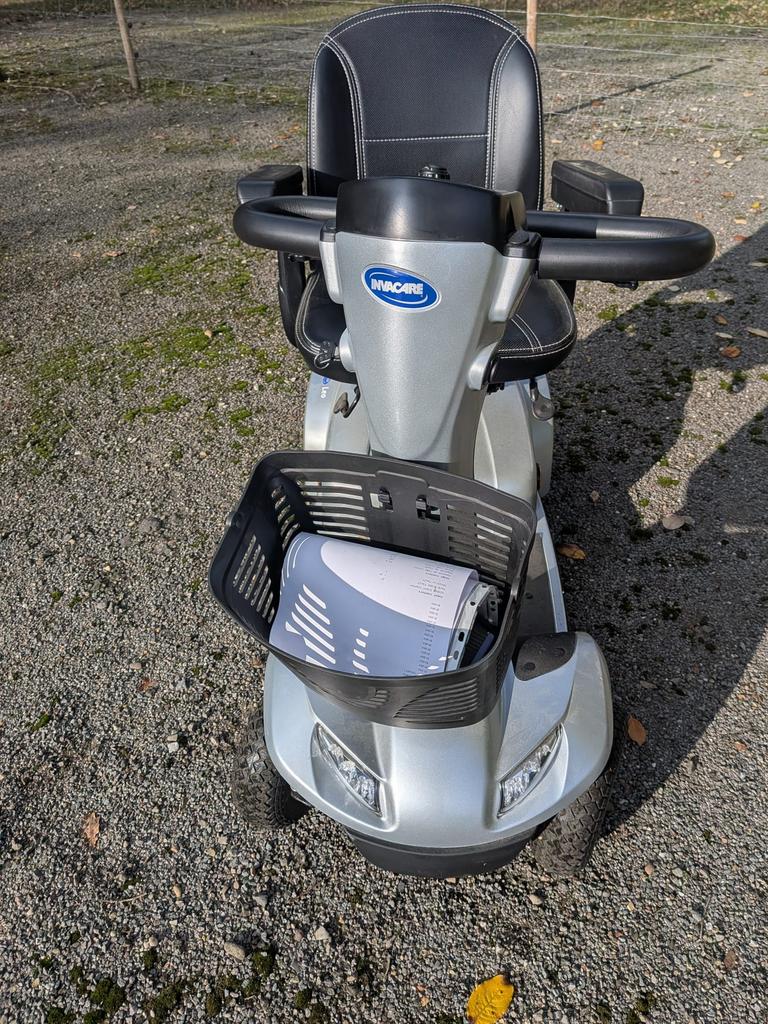 Trotinette, 10 km/h ou moins, Comme neuf, Invacare, Enlèvement