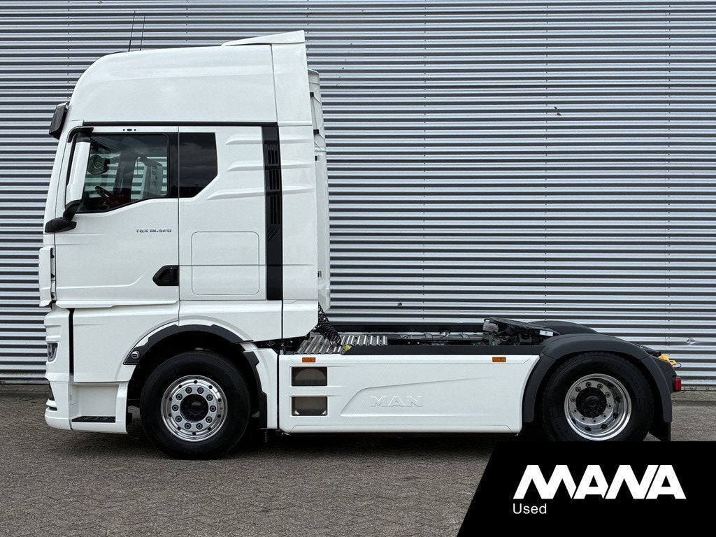 MAN TGX 18.520 4x2 LL SA D30 Powerlion Retarder PTO 2x Tank, Achat, 2 places, Carnet d'entretien, MAN