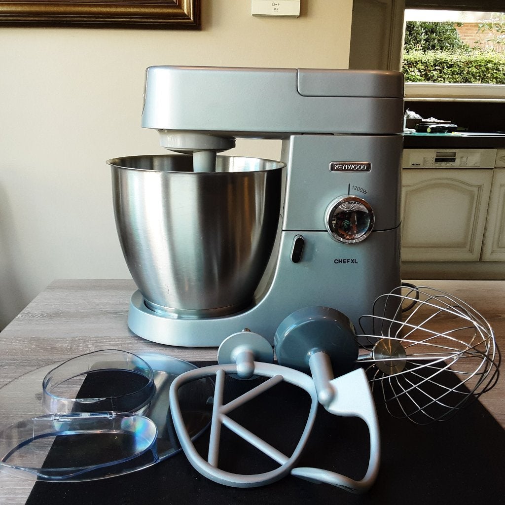 Kenwood Chef XL KVL 41105, Elektronische apparatuur, Keukenmixers, Ophalen, 4 liter of meer, 3 snelheden of meer, Zo goed als nieuw