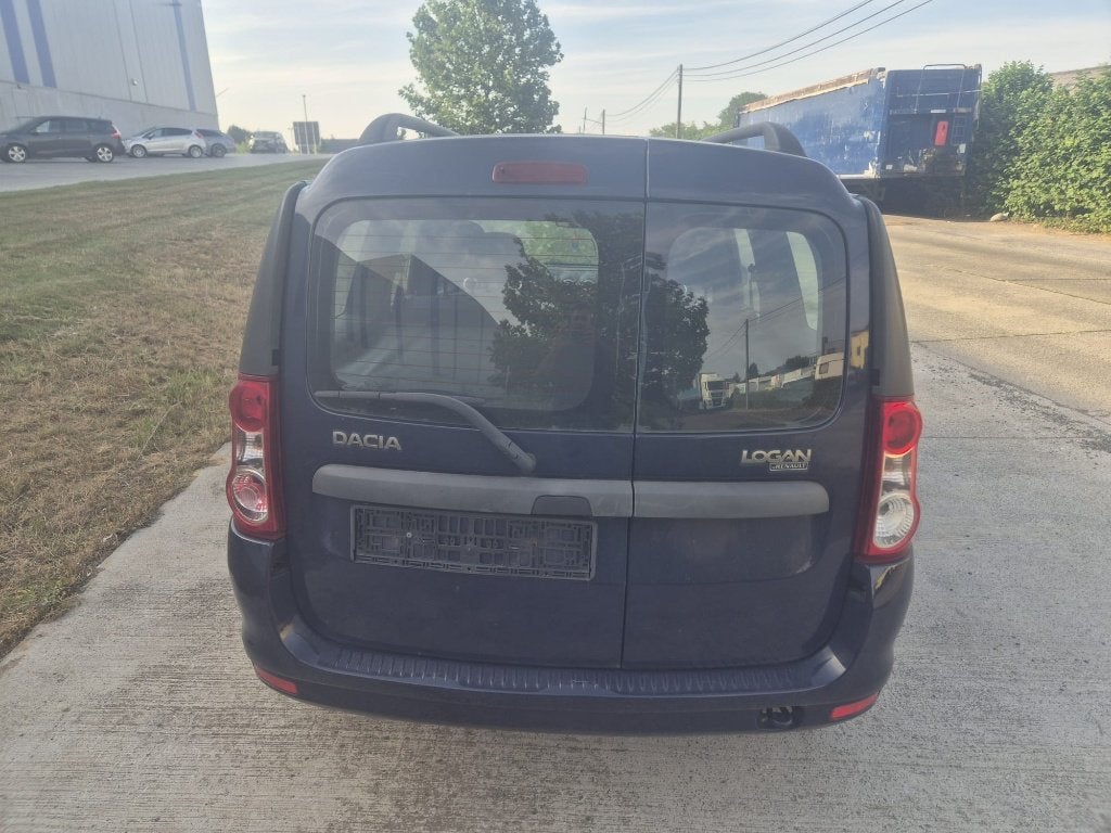 Dacia Logan 1.6 Essence, Auto's, Logan, Bedrijf, 5 deurs, 5 zetels