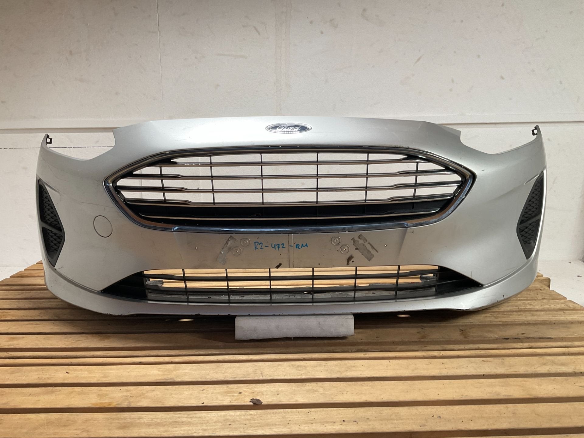 Bumper Ford Fiesta MK8 17-21 H1BB-17K819D Voorbumper Grill R, Gebruikt, Voor, Info@ford.com, Ford