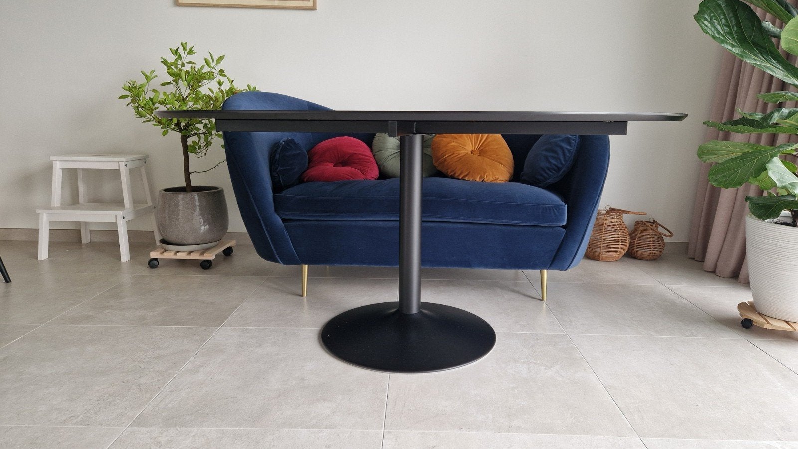Ovale tafel met trompetvoet, 100 à 150 cm, Cinq personnes ou plus, 150 à 200 cm, Comme neuf