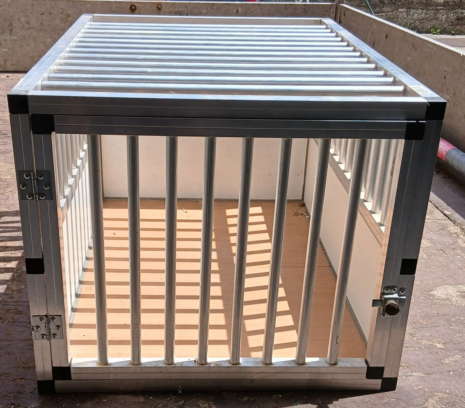 Cage en aluminium pour petit chien  ou chat, Animaux & Accessoires, Maisons pour chiens, Enlèvement