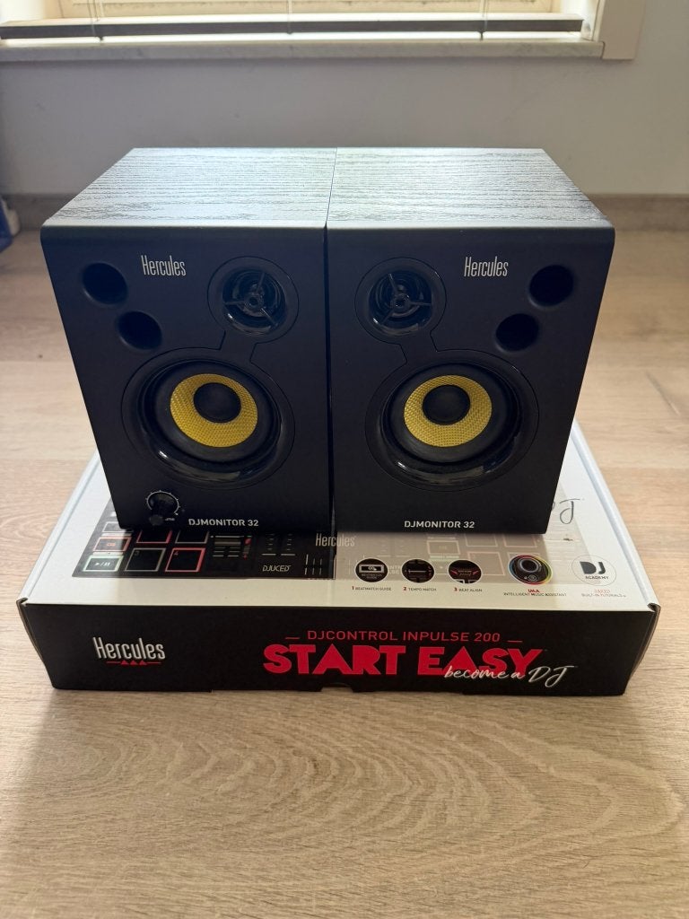 Hercules DJControl Inpulse 200 + DJMonitor 32, Enlèvement, Utilisé, DJ-Set, Autres marques