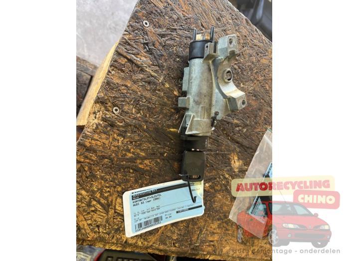 Serrure de contact + clé d'un Audi A3, -, 3 mois de garantie, Audi, Utilisé