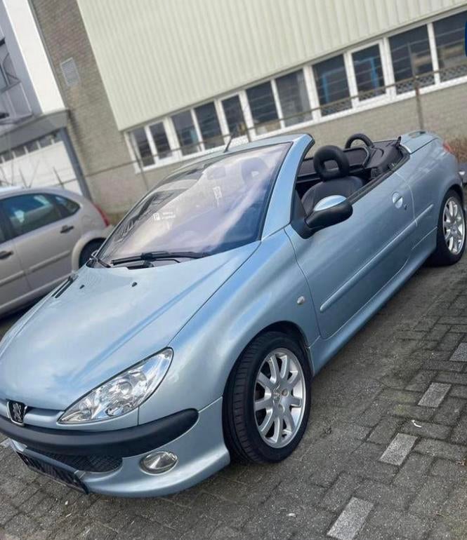 Peugeot 206 cc automaat, Auto's, Automaat, Bedrijf, Te koop, Benzine