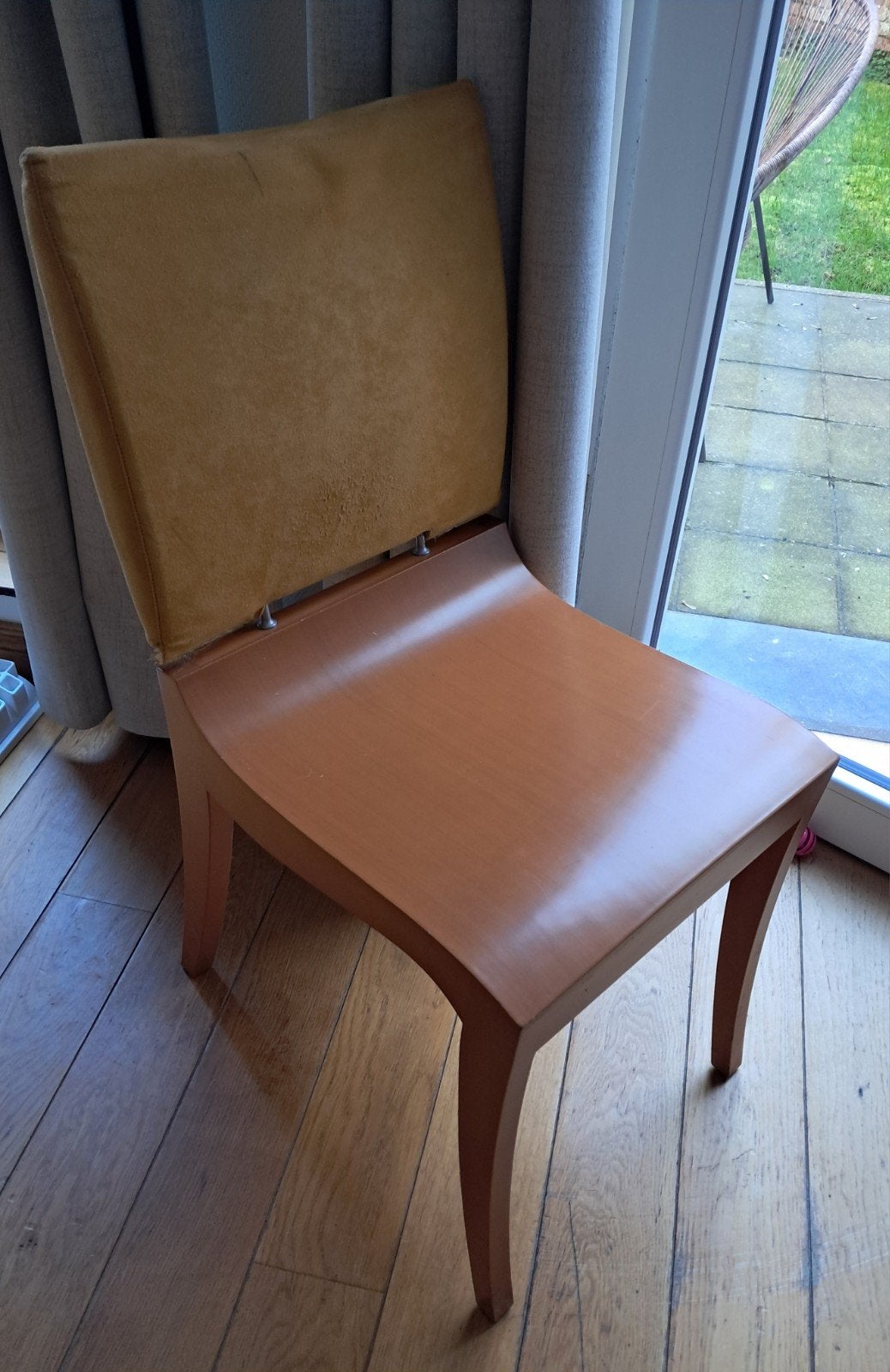Lot de 6 chaises Lignes Roset modèle Finn