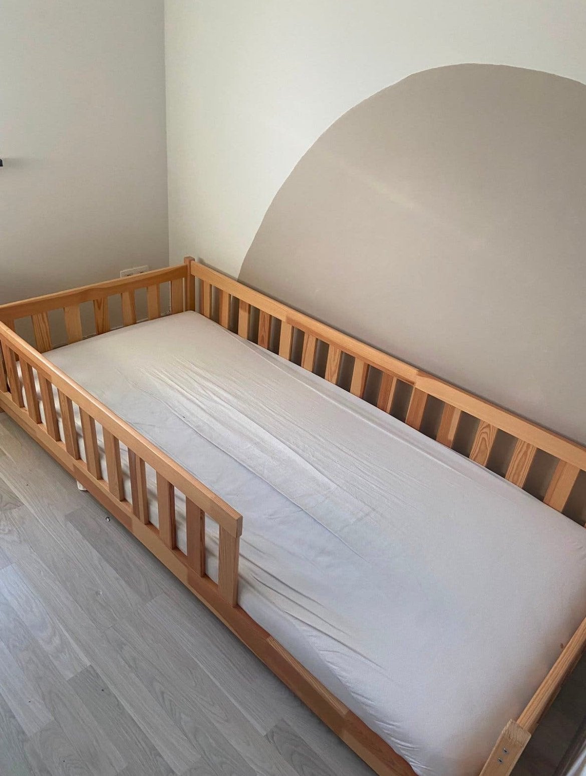 Lit de plain/lit au sol/lit pour enfant en pin massif 90x200, Sommier à lattes, Enlèvement, 180 cm ou plus, 85 à 100 cm