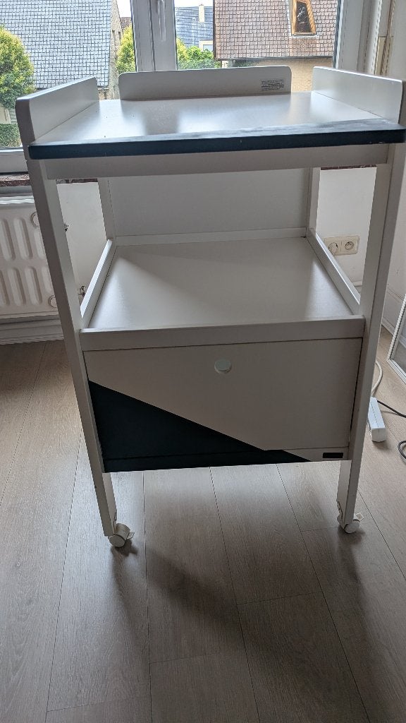 Verzorgingstafel luiertafel, Kinderen en Baby's, Ophalen, Minder dan 75 cm, 70 cm of meer, Zo goed als nieuw